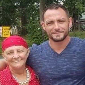 Meet your Posher, Raymond